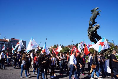 2016 10 06 ManifaFolgaConveniosCentrosChamadasVigo12.JPG